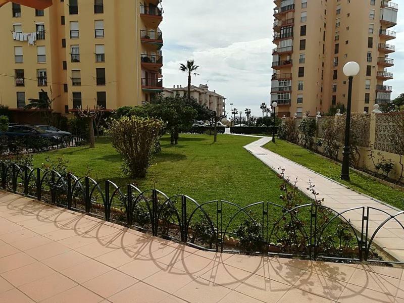 Estudio En Playamar Торремолинос Экстерьер фото